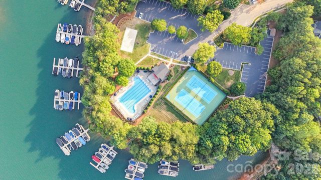 4325 Artesian Cove Court, Denver, NC 28037