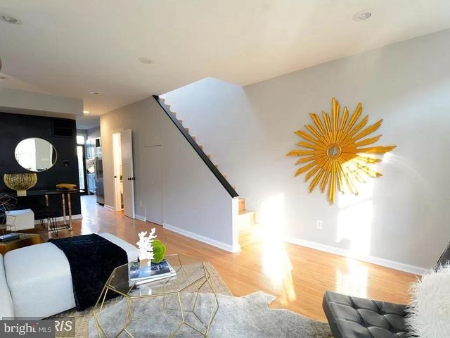 624 14TH PL NE, Washington, DC 20002