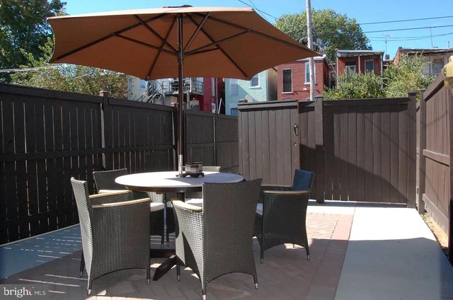 624 14TH PL NE, Washington, DC 20002