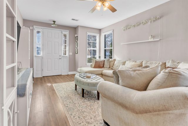 12156 LONGLEAF OAK TRL, Arlington, TN 38002