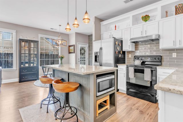 12156 LONGLEAF OAK TRL, Arlington, TN 38002