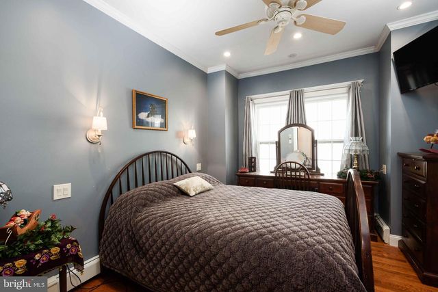 50 DELAWARE AVE, Penns Grove, NJ 08069