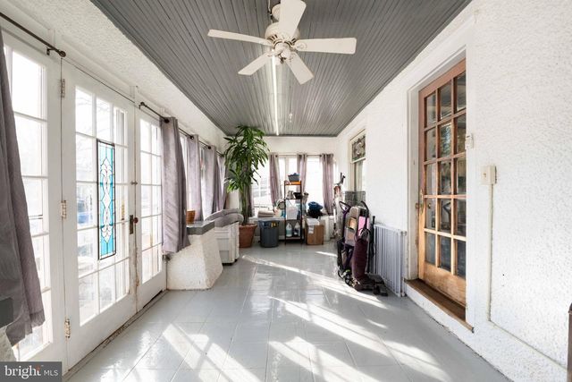 50 DELAWARE AVE, Penns Grove, NJ 08069