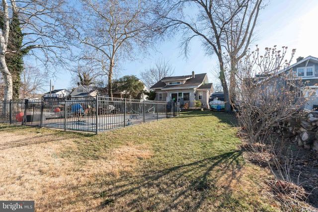 50 DELAWARE AVE, Penns Grove, NJ 08069