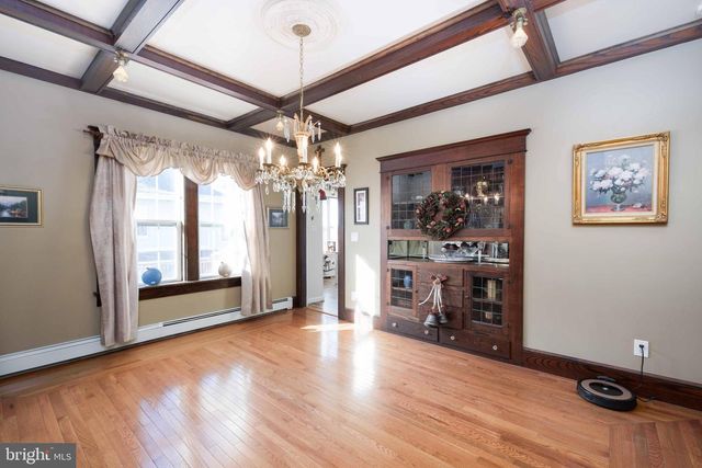 50 DELAWARE AVE, Penns Grove, NJ 08069