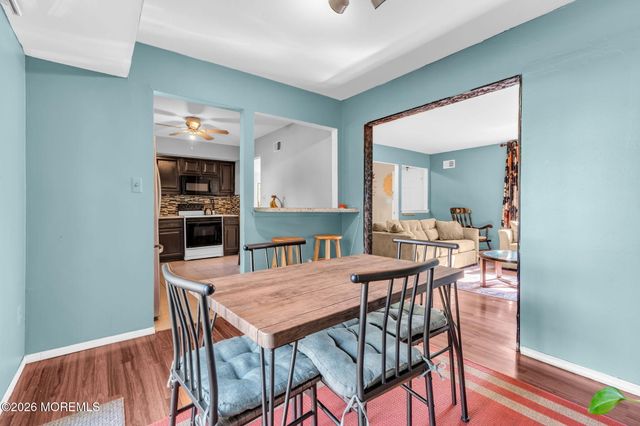 6 Riverwood Court, Toms River, NJ 08757