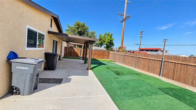 2260 San Padre Avenue, Hemet, CA 92545