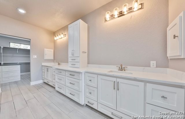 732 Salt Grass Trail, Bandera, TX 78003