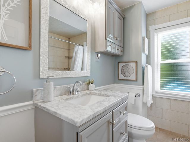 21924 Revere Street, St. Clair Shores, MI 48080
