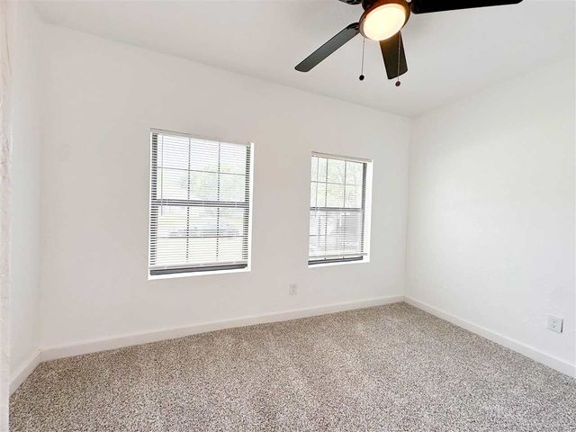 511 NW Bell Ave, Lawton, OK 73501