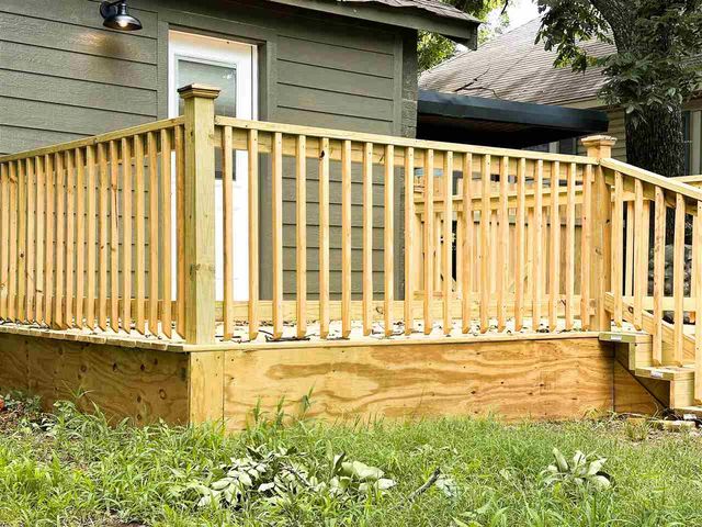 511 NW Bell Ave, Lawton, OK 73501