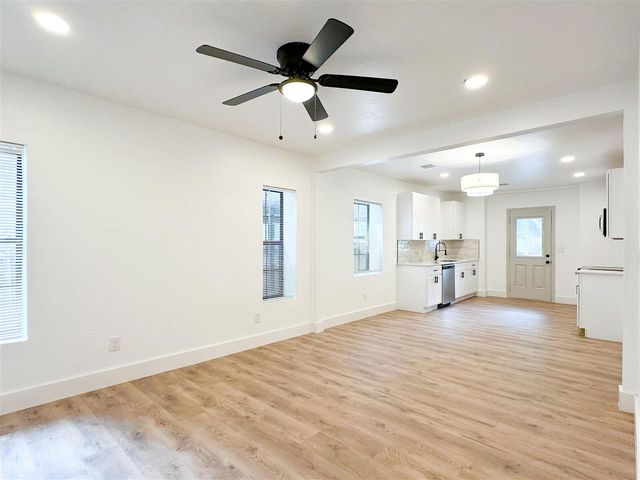 511 NW Bell Ave, Lawton, OK 73501