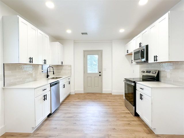 511 NW Bell Ave, Lawton, OK 73501