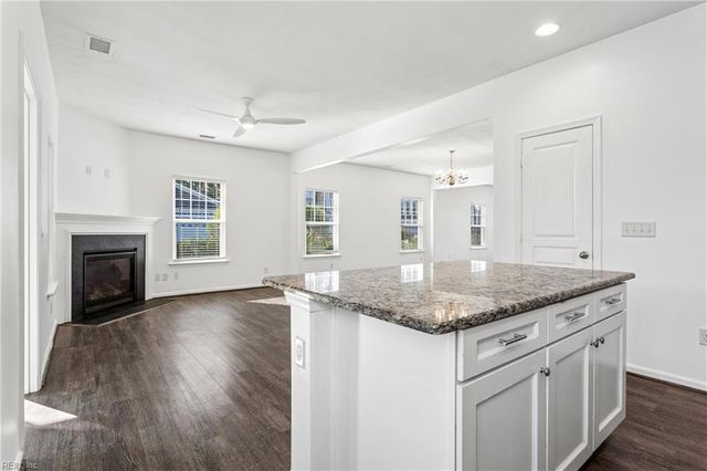 100 Drifter DR, Suffolk, VA 23435