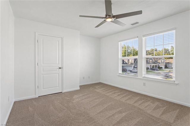 100 Drifter DR, Suffolk, VA 23435