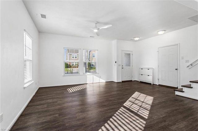 100 Drifter DR, Suffolk, VA 23435