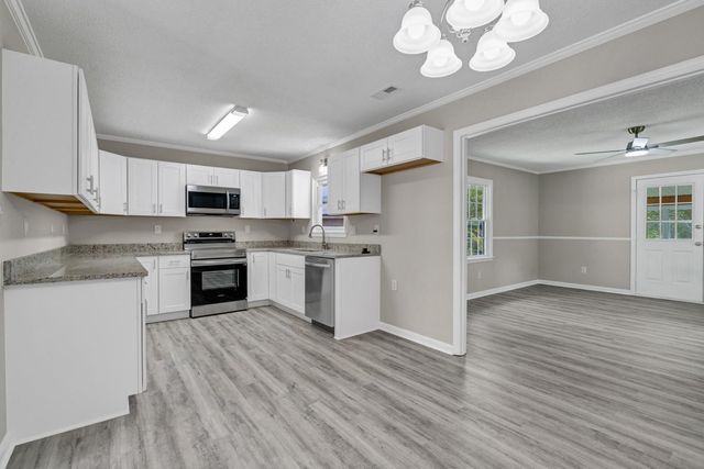 125 Braly Drive, Summerville, SC 29485