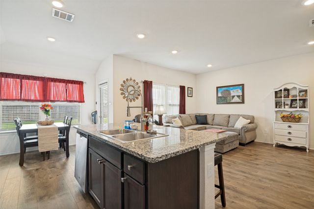 732 Meadow Creek Lane, Josephine, TX 75189