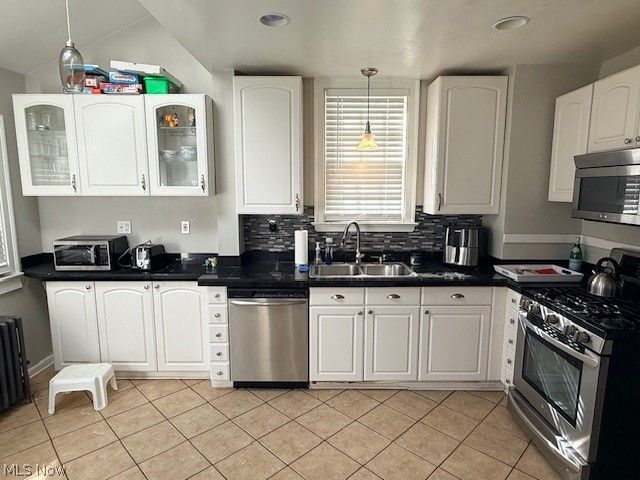 3557 Glencairn Road, Shaker Heights, OH 44122