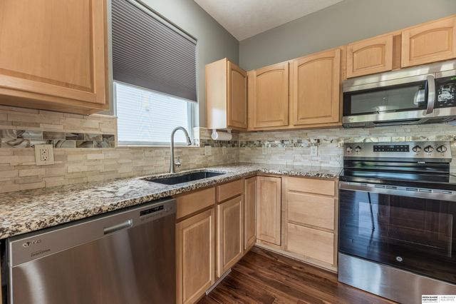 2157 N 162nd Avenue, Omaha, NE 68116