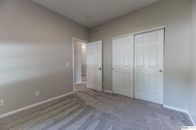 2157 N 162nd Avenue, Omaha, NE 68116