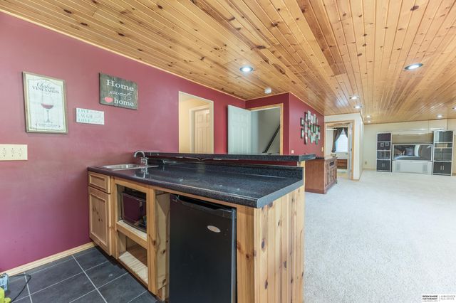 2157 N 162nd Avenue, Omaha, NE 68116
