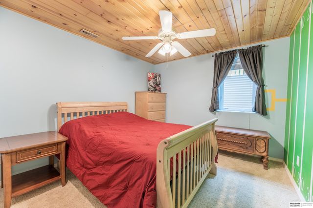 2157 N 162nd Avenue, Omaha, NE 68116