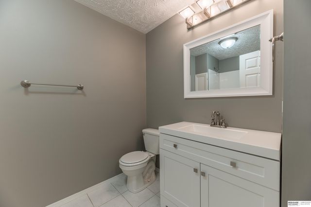 2157 N 162nd Avenue, Omaha, NE 68116