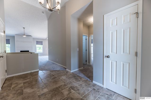 2157 N 162nd Avenue, Omaha, NE 68116