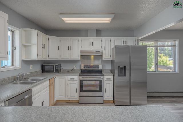 812 ANDREW STREET, Fairbanks, AK 99709