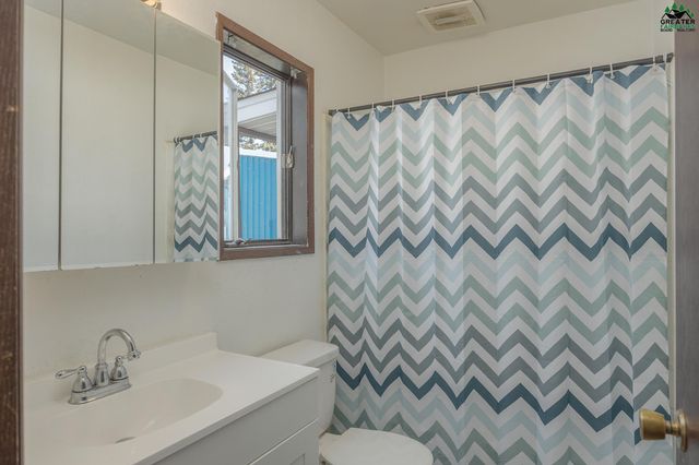 812 ANDREW STREET, Fairbanks, AK 99709