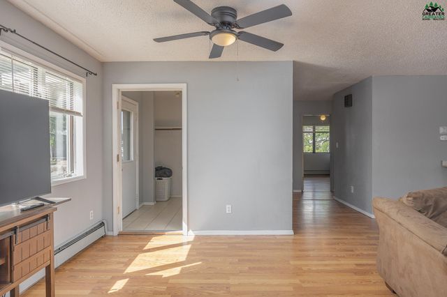 812 ANDREW STREET, Fairbanks, AK 99709