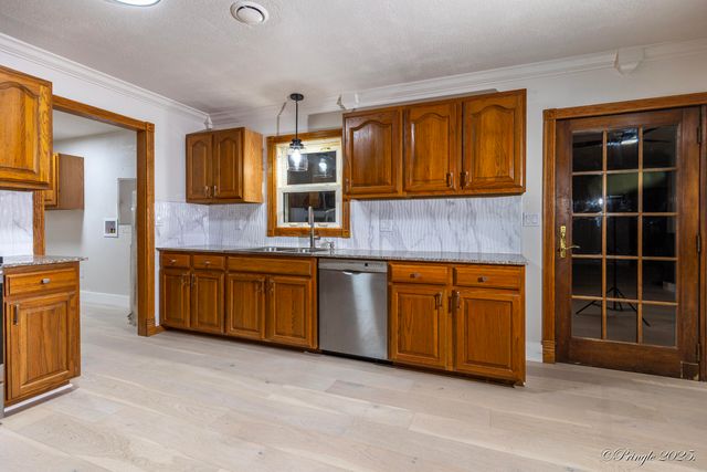 5133 County Road 4650, Pomona, MO 65789