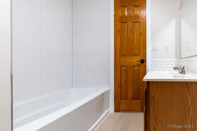 5133 County Road 4650, Pomona, MO 65789