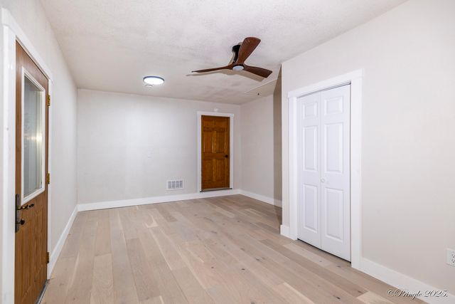 5133 County Road 4650, Pomona, MO 65789