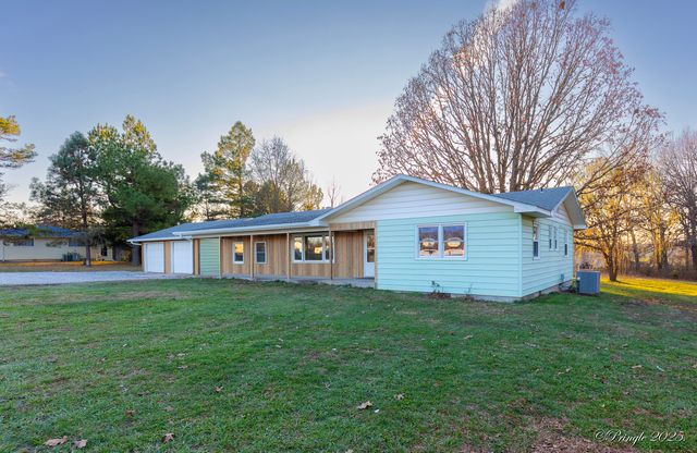 5133 County Road 4650, Pomona, MO 65789