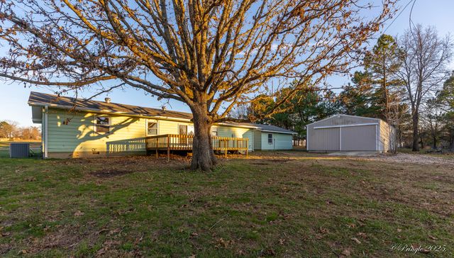 5133 County Road 4650, Pomona, MO 65789