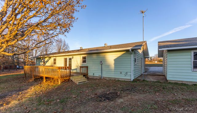 5133 County Road 4650, Pomona, MO 65789