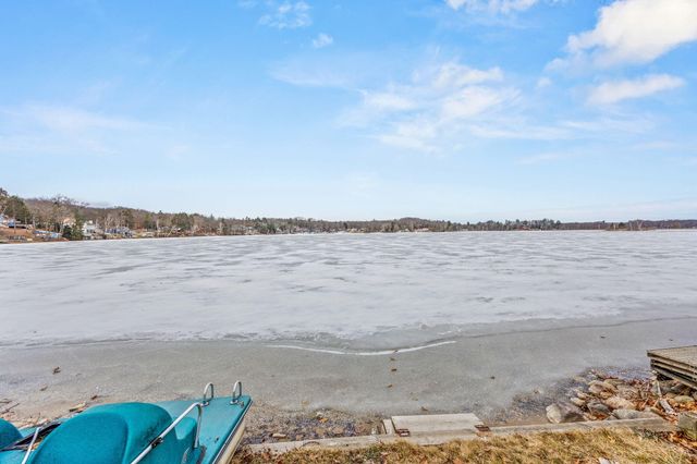 9577 Shore Drive, Morton Twp, MI 49332