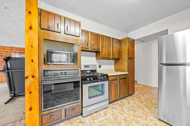 9577 Shore Drive, Morton Twp, MI 49332