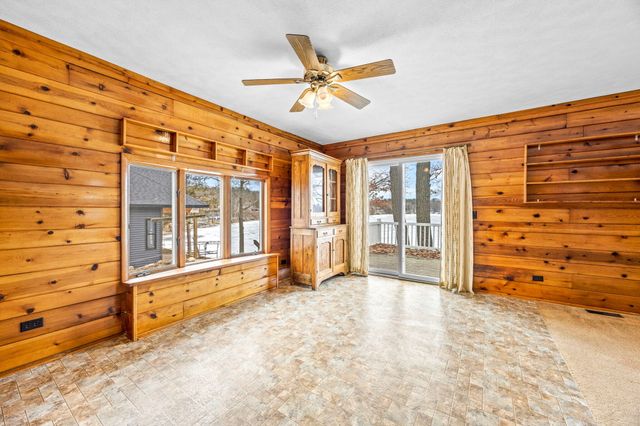 9577 Shore Drive, Morton Twp, MI 49332