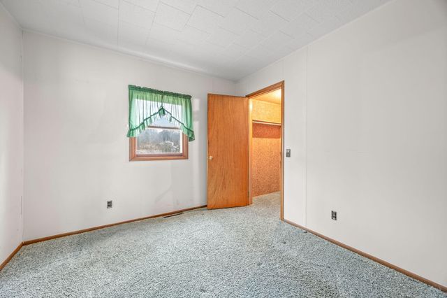 9577 Shore Drive, Morton Twp, MI 49332