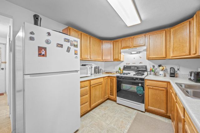 9577 Shore Drive, Morton Twp, MI 49332