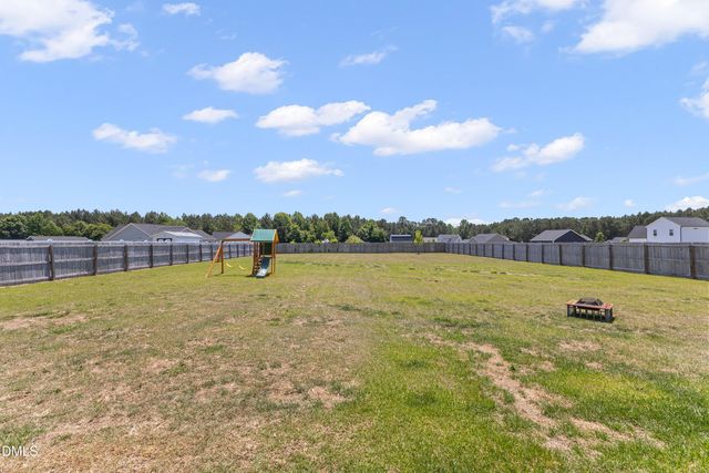 175 Day Lily Street, Selma, NC 27576