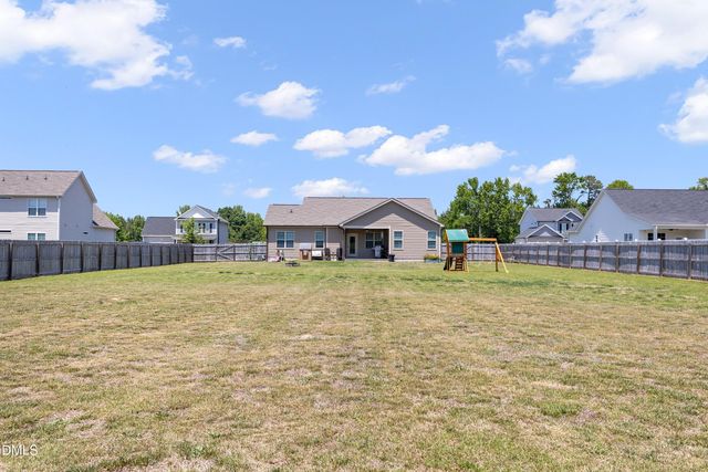175 Day Lily Street, Selma, NC 27576
