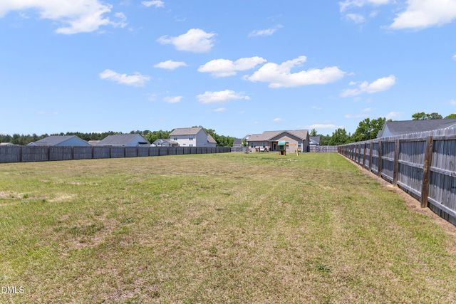 175 Day Lily Street, Selma, NC 27576