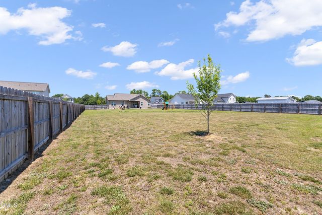 175 Day Lily Street, Selma, NC 27576