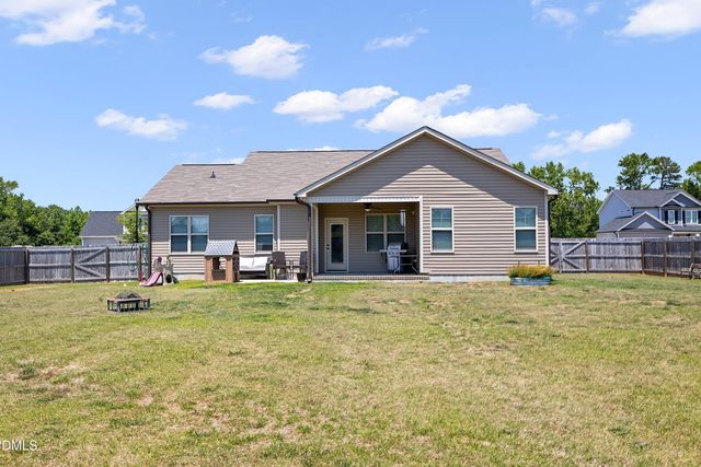 175 Day Lily Street, Selma, NC 27576