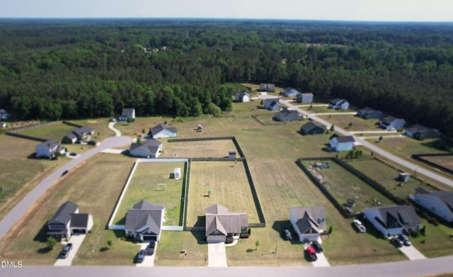 175 Day Lily Street, Selma, NC 27576