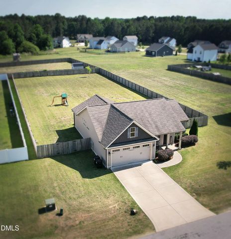 175 Day Lily Street, Selma, NC 27576